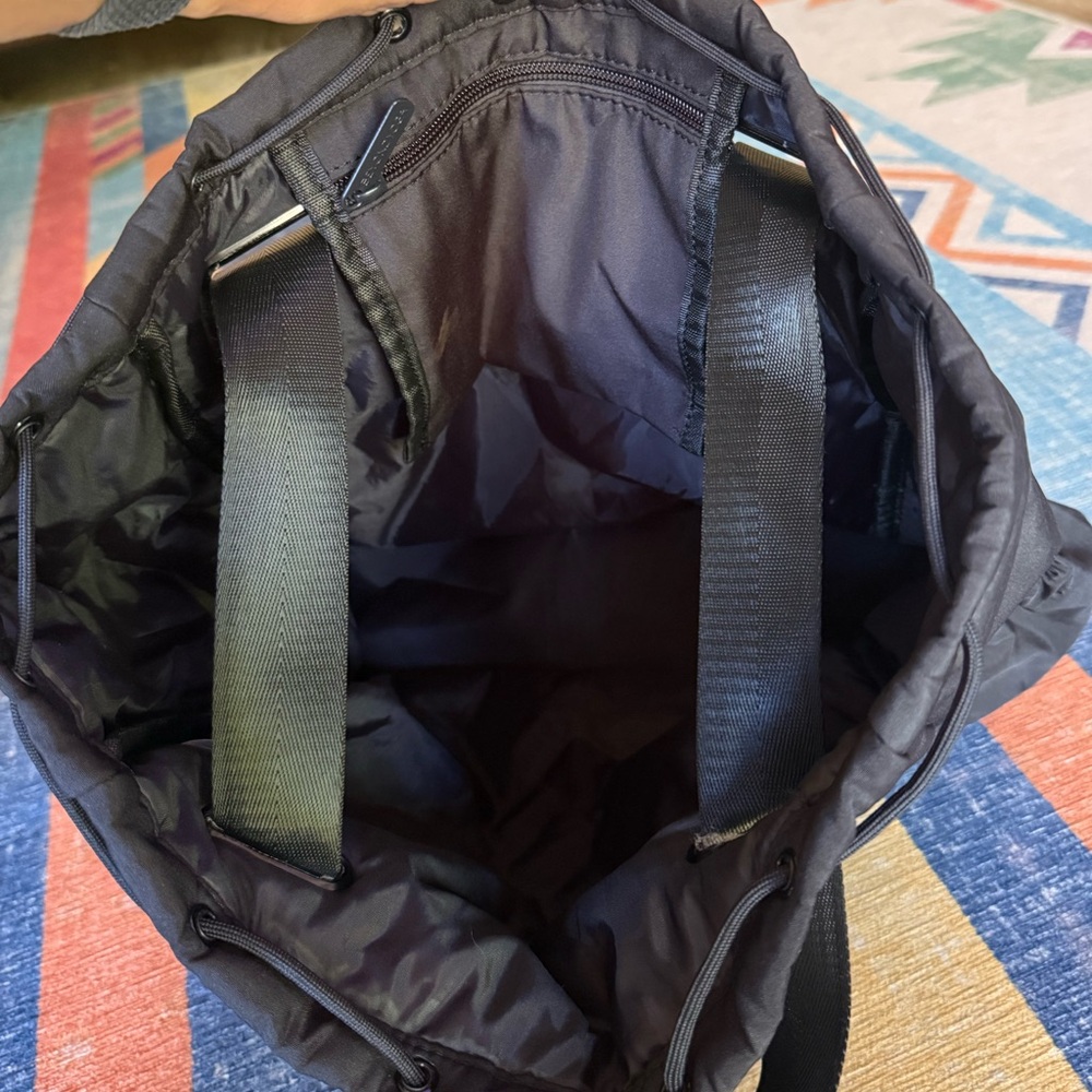 Beyond Yoga backpack - Picture 3 of 8